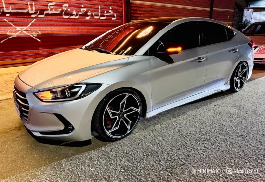 Static Sedan Transforms with Advanced Air Suspension – AI Generated Video | Hailuo AI