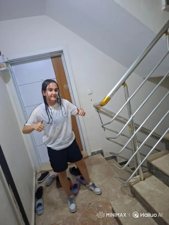 Young Person Surprised by Police in Stairwell – AI Generated Video | Hailuo AI