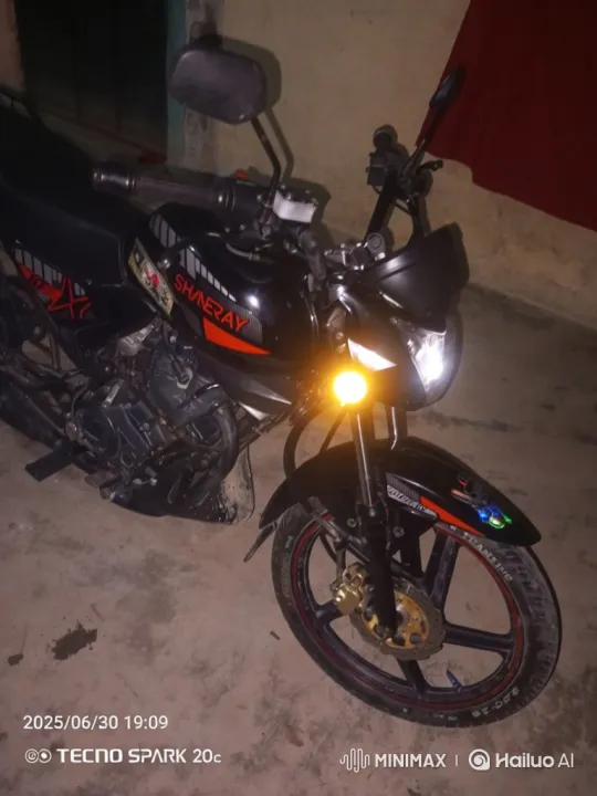 Shineray Motorcycle Transforms into a Stealth Jet – AI Generated Video | Hailuo AI