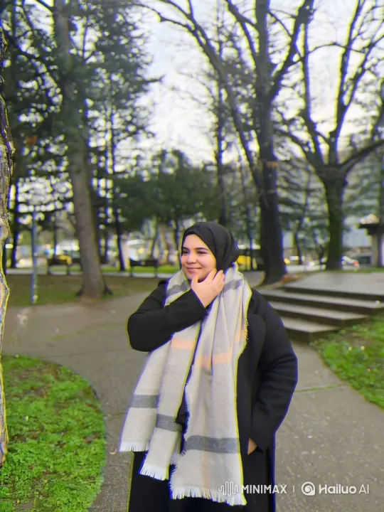 Young Woman Detained by Police in Park – AI Generated Video | Hailuo AI