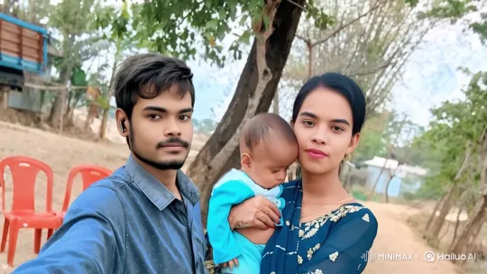 Family Moment Captured in Live2D Animation – AI Generated Video | Hailuo AI
