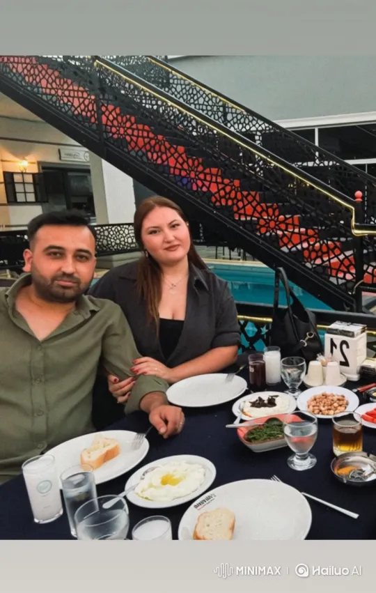 Family Moment: Couple and Daughter's Summer Evening – AI Generated Video | Hailuo AI