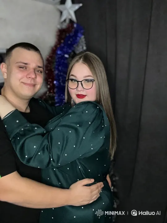 Couple from Photo Reunites with Their Young Son – AI Generated Video | Hailuo AI