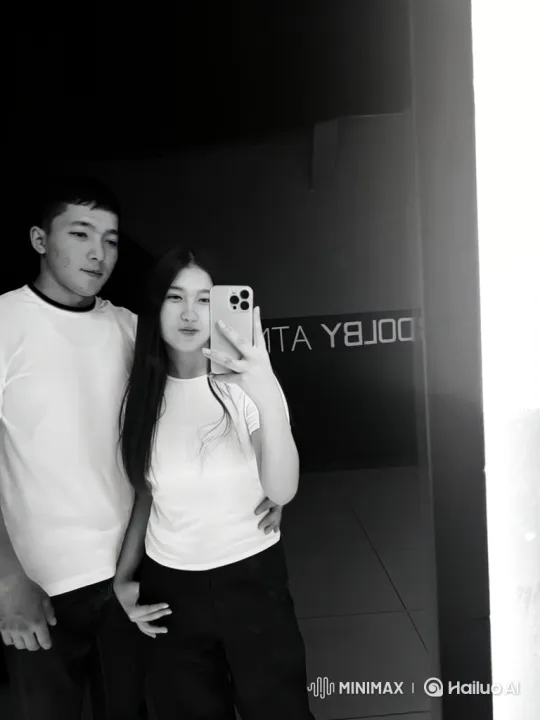 Family Embrace Captured in Realistic iPhone Video – AI Generated Video | Hailuo AI