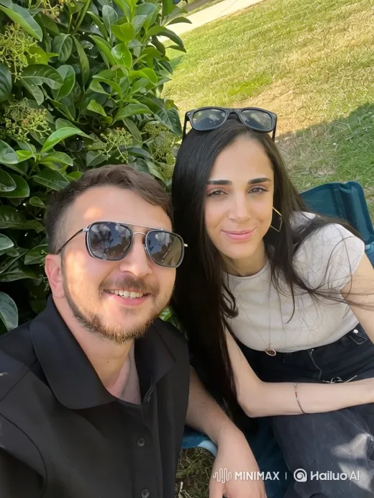 Family Embraces During Summer Evening – AI Generated Video | Hailuo AI