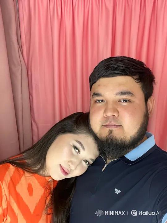 Family Embrace Captured on Summer Evening – AI Generated Video | Hailuo AI
