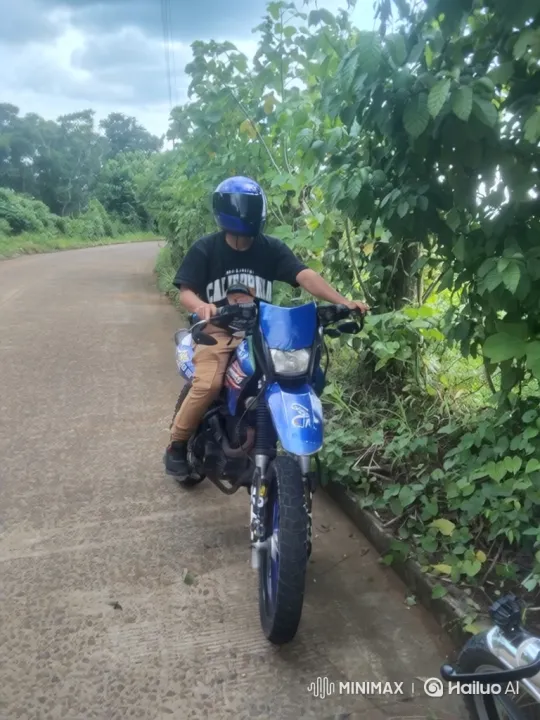 Motorcycle Transforms into a Propeller Plane – AI Generated Video | Hailuo AI