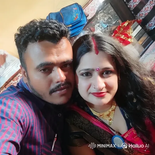 Couple's Close-up with Slow Pan and Zoom to Woman's Joyful Face – AI Generated Video | Hailuo AI