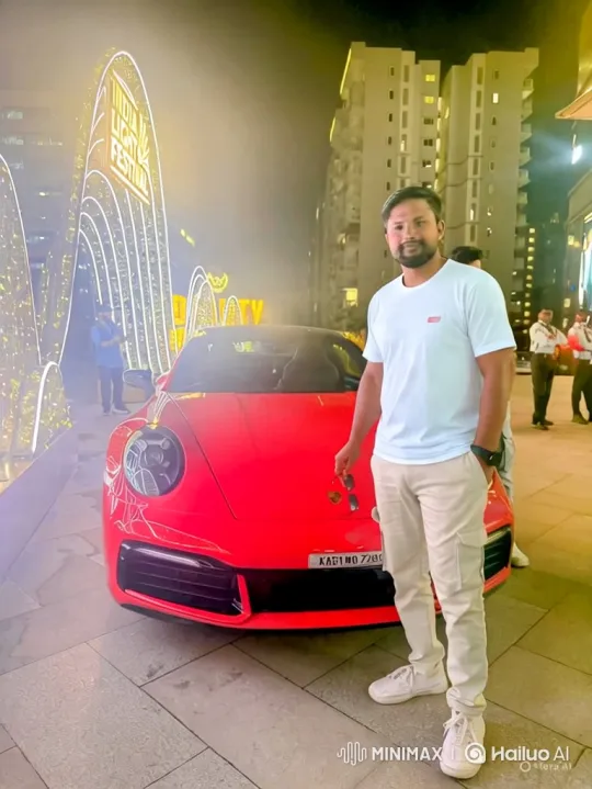Man Meets Trump, Shares Handshakes and Conversation – AI Generated Video | Hailuo AI