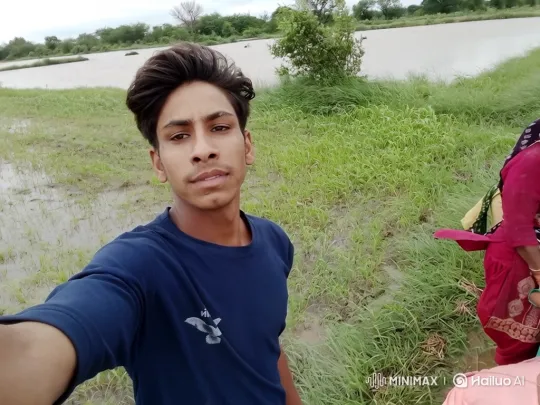 Young Man Receiving Apology from Man Resembling Modi – AI Generated Video | Hailuo AI