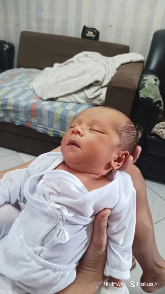 Baby Awakens to Dance and Box with Vigor – AI Generated Video | Hailuo AI