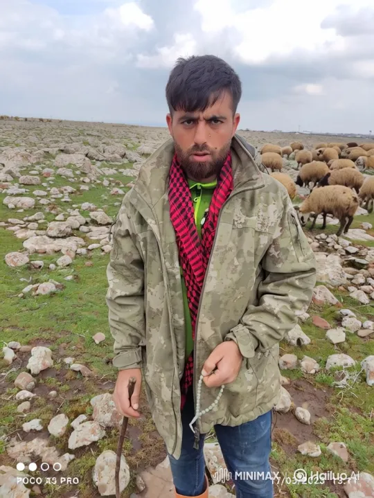 Man Flees Police Through Rocky Landscape – AI Generated Video | Hailuo AI