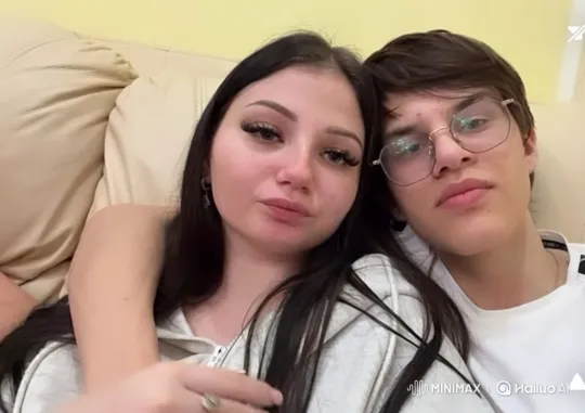 Family Embrace Captured on Summer Evening – AI Generated Video | Hailuo AI
