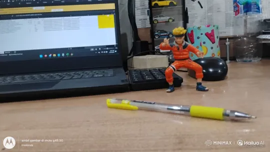 Naruto Figurine Runs Across Desk with Pen – AI Generated Video | Hailuo AI
