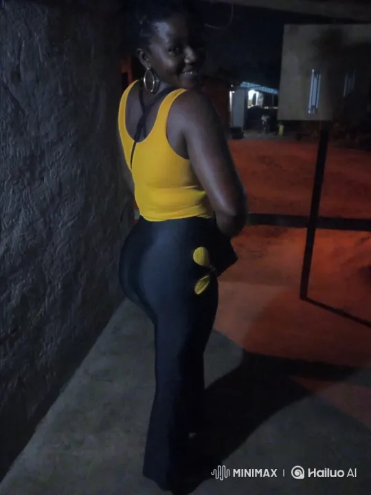 Woman Enters Convertible, Ready for Night Drive – AI Generated Video | Hailuo AI