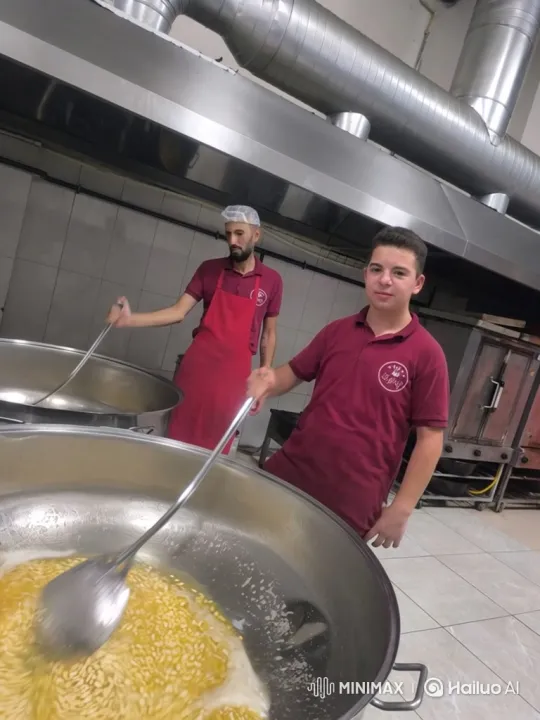 Industrial Kitchen Conflict: Cook Resists Arrest – AI Generated Video | Hailuo AI