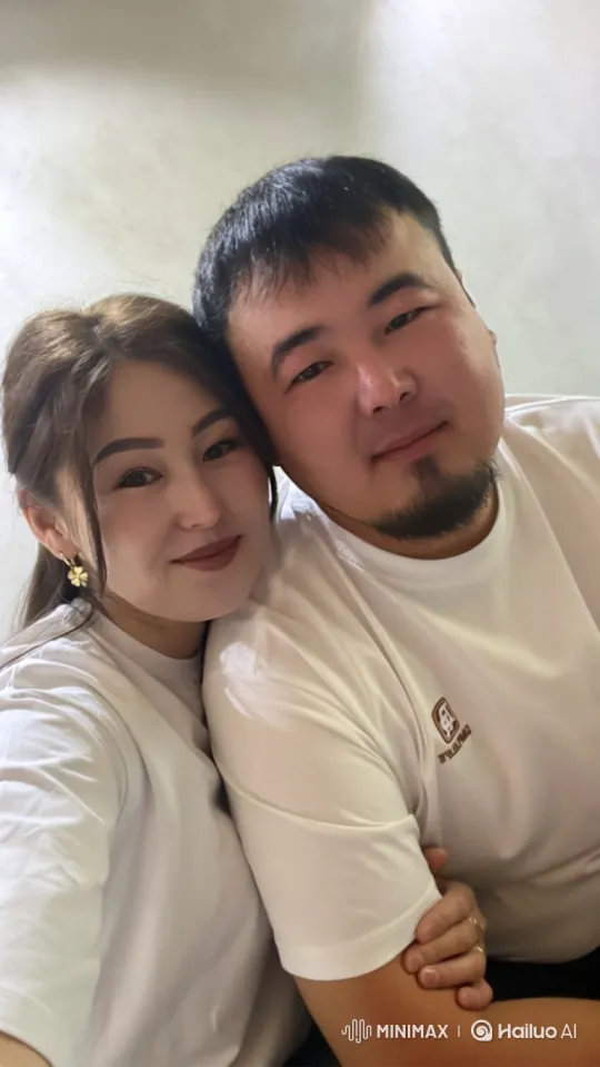 Family Reunion: Asian Toddler with Mixed-Race Parents – AI Generated Video | Hailuo AI