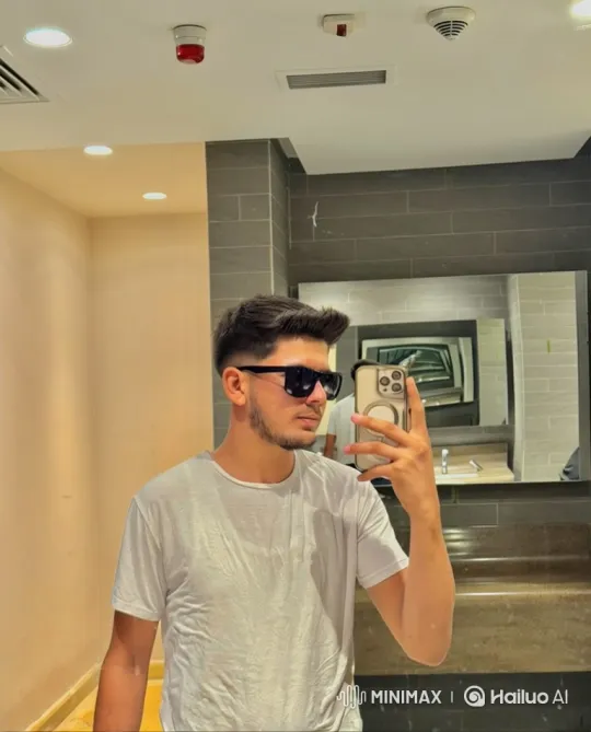 Young Man Surprised by Police in Restroom, Arrested – AI Generated Video | Hailuo AI