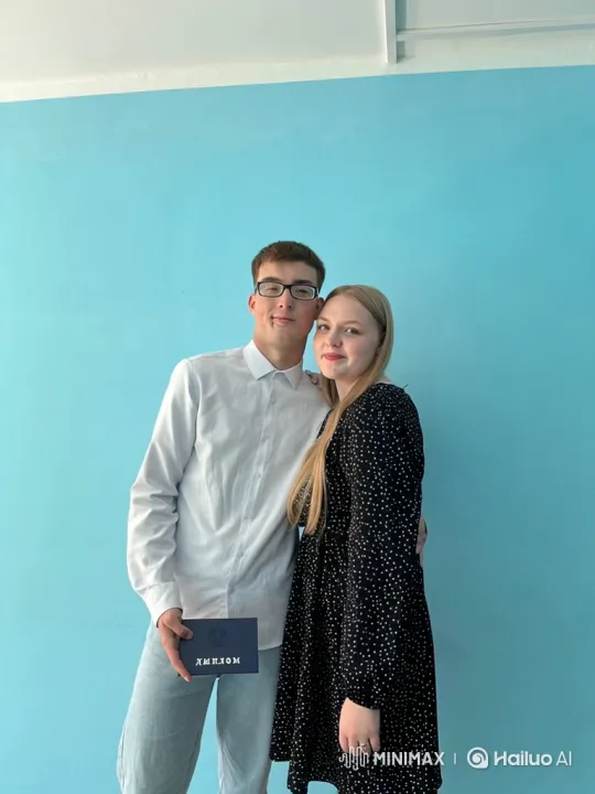 Family Embraces in Joyful, Candid Video – AI Generated Video | Hailuo AI