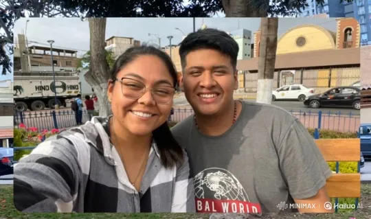 Family Joy: A Candid Moment in the Park – AI Generated Video | Hailuo AI