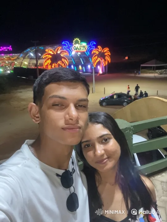 Family Bliss Captured on Grainy Video – AI Generated Video | Hailuo AI