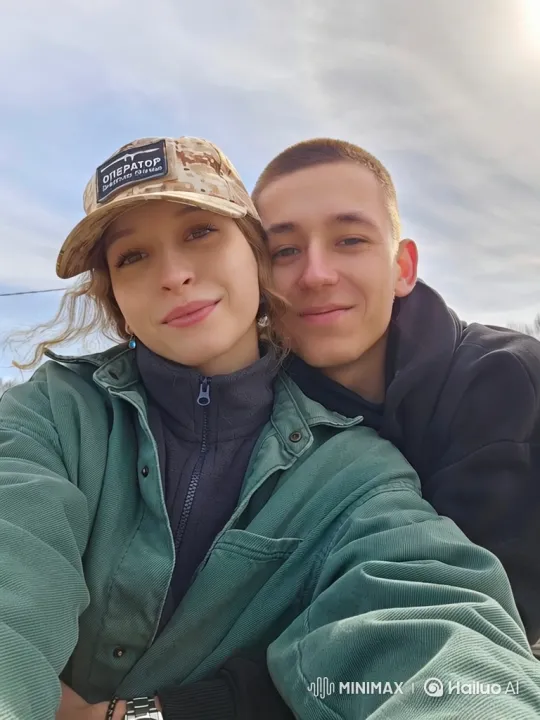 Family Embrace Captured on a Sunny Day – AI Generated Video | Hailuo AI