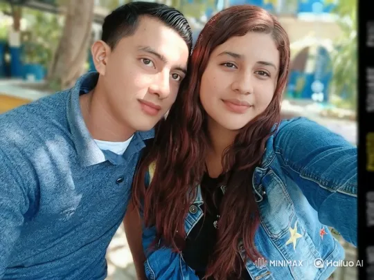 Family Reunion in the Park: A Couple and Their Toddler – AI Generated Video | Hailuo AI