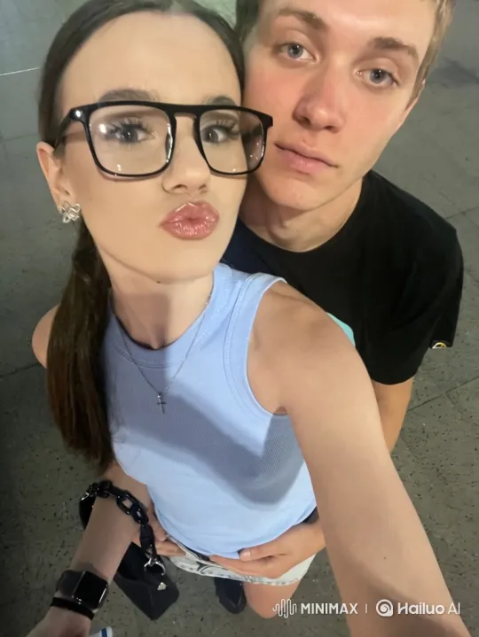 Young Family Bonds Captured in Intimate Selfie Video – AI Generated Video | Hailuo AI