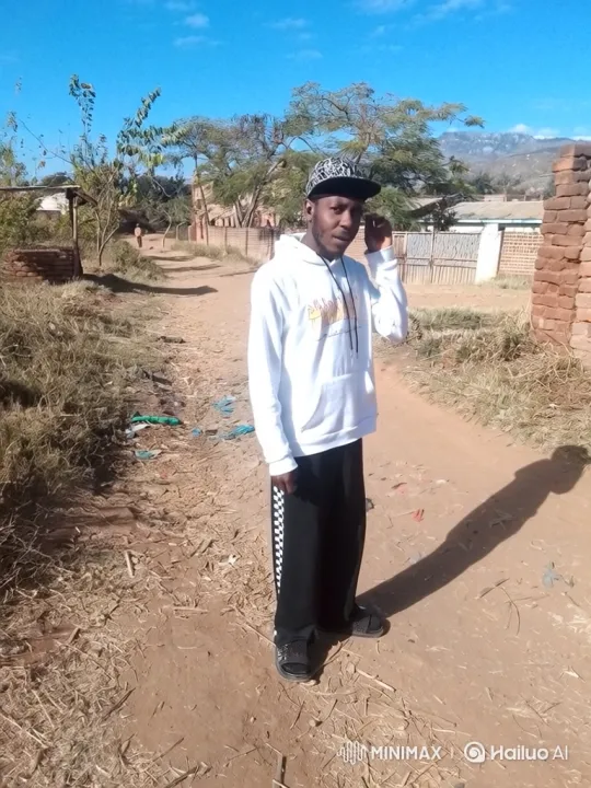 Young Couple Shares Intimate Moment in Rural Setting – AI Generated Video | Hailuo AI