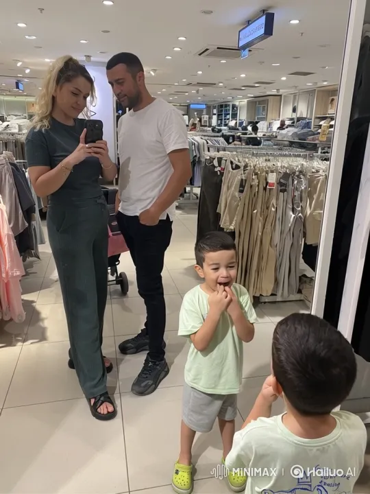 Family Love: Young Couple and Daughter's Joyful Embrace – AI Generated Video | Hailuo AI