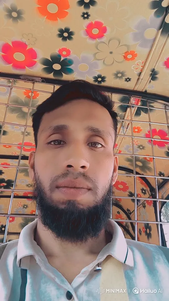 Man Transforms Static Portrait into Animated Smile – AI Generated Video | Hailuo AI