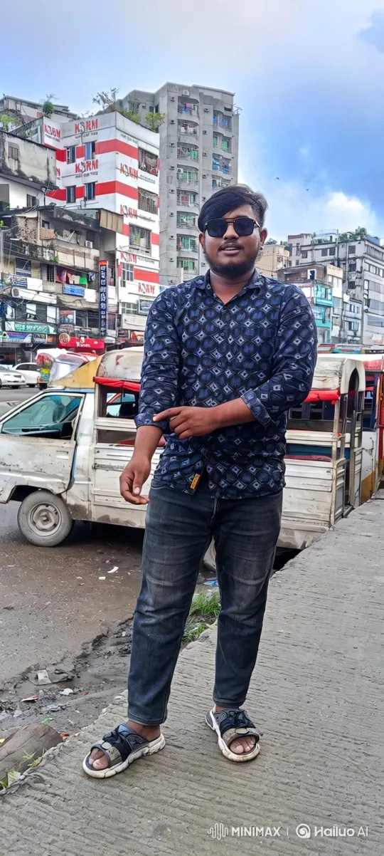Young Man Meets Political Leader Narendra Modi on Sidewalk – AI Generated Video | Hailuo AI