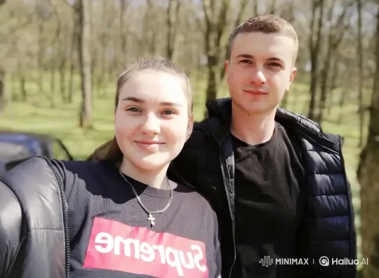 Family Joy in the Park: Couple and Daughter's Embrace – AI Generated Video | Hailuo AI