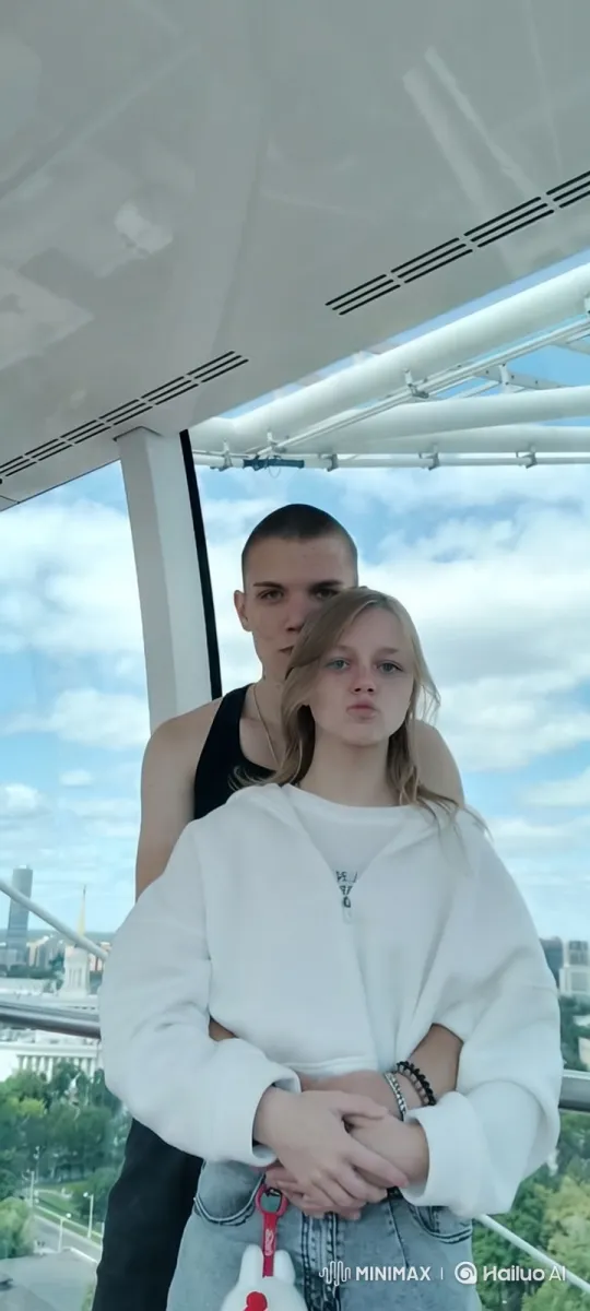 Family Embrace Captured on Summer Evening – AI Generated Video | Hailuo AI