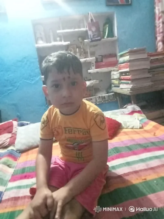 Boy Fleeing from Lion in Bedroom Chase Scene – AI Generated Video | Hailuo AI
