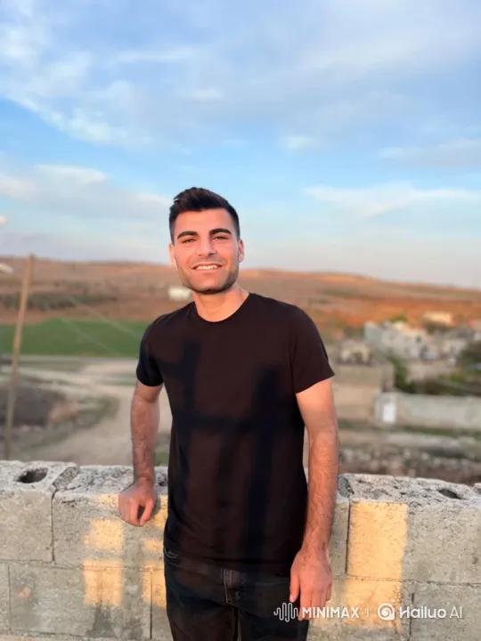 Family Embrace Captured on Vertical Video – AI Generated Video | Hailuo AI