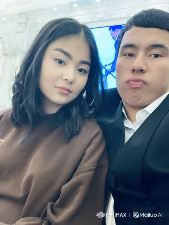 Family Reunion: Asian Toddler with Mixed-Race Parents – AI Generated Video | Hailuo AI