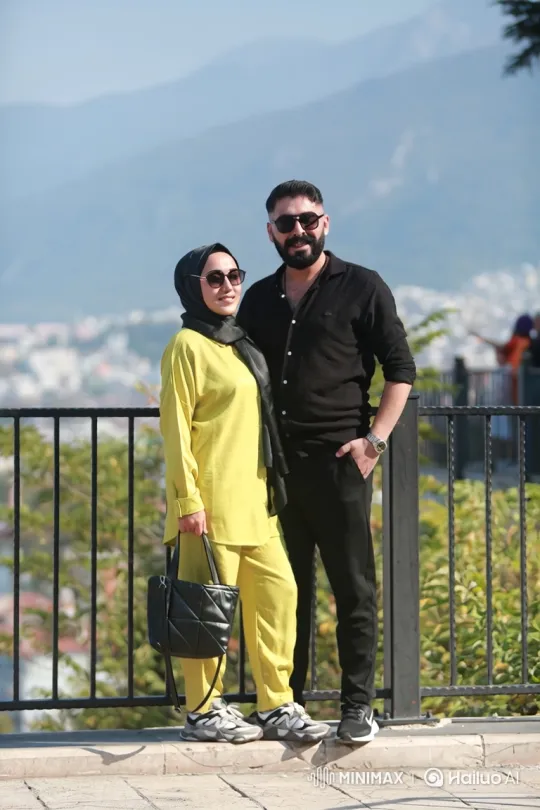 Couple Enjoying Scenic View Interrupted by Police Arrest – AI Generated Video | Hailuo AI