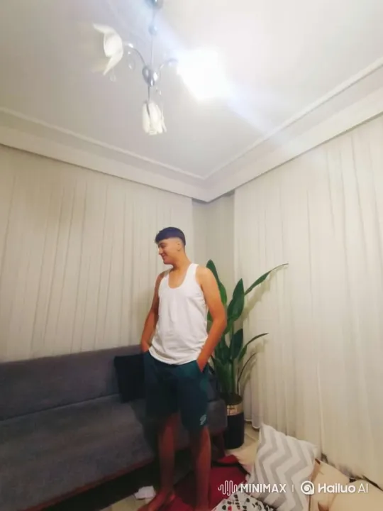 Young Man Flees Police in His Living Room – AI Generated Video | Hailuo AI