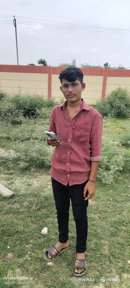 Young Man Meets Man Resembling Modi in Green Grass – AI Generated Video | Hailuo AI