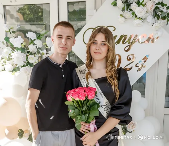 Family Embrace Captures Warm Summer Evening – AI Generated Video | Hailuo AI