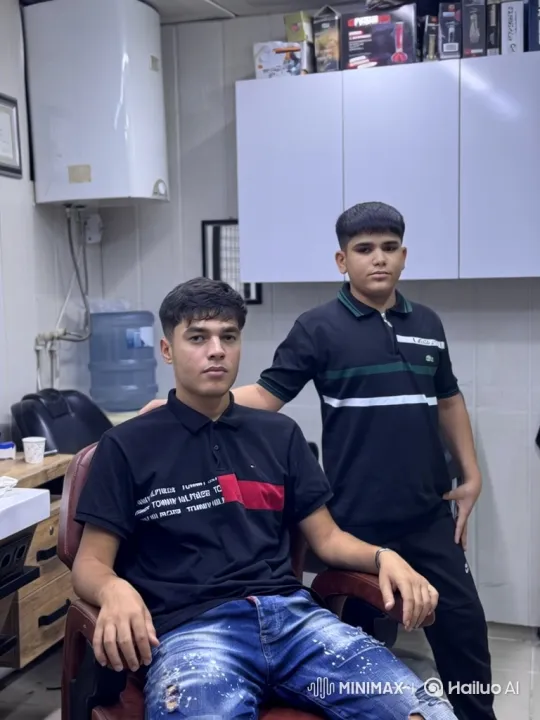 Young Man Arrested in Barber Shop Pulls Gun on Police – AI Generated Video | Hailuo AI