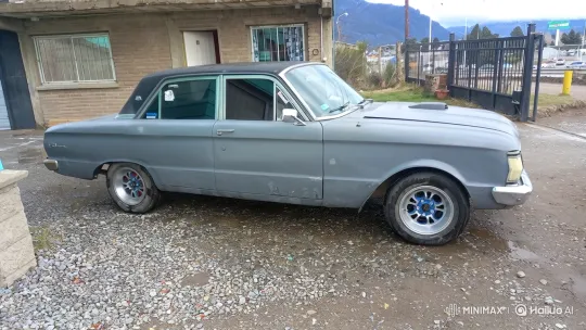 Vintage Sedan Transforms with Air Suspension Lowering – AI Generated Video | Hailuo AI