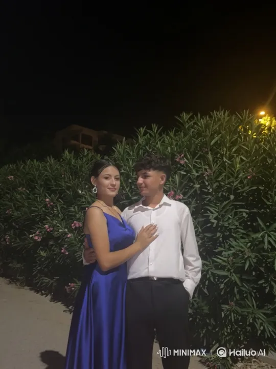 Family Happiness: Couple and Children's Moment – AI Generated Video | Hailuo AI