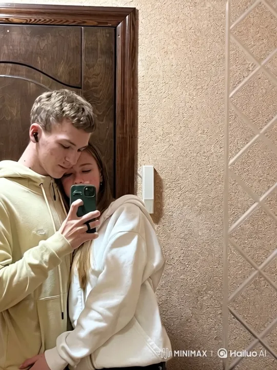 Couple's Mirror Selfie Reveals Their Joyful Toddler – AI Generated Video | Hailuo AI