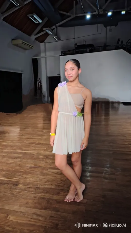 Young Dancers Perform Elegant Pas de Deux – AI Generated Video | Hailuo AI