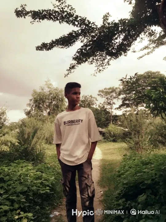 Young Boy and Woman Share a Moment in Golden Park – AI Generated Video | Hailuo AI