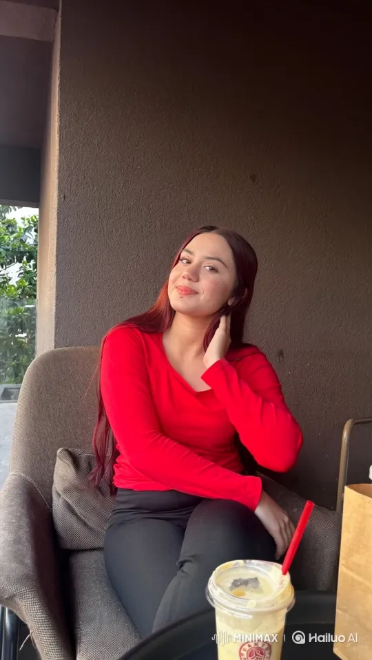 Young Woman Receives Tender Embrace from Soldier – AI Generated Video | Hailuo AI