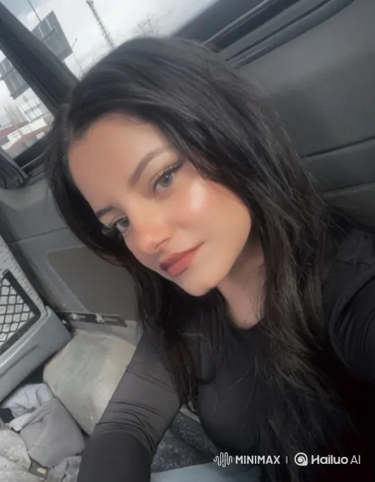 Love at First Sight Between Police Officer and Woman – AI Generated Video | Hailuo AI