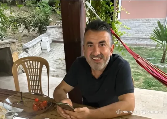 Woman in Mini-Skirt Sits on Man's Lap – AI Generated Video | Hailuo AI